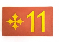 numéros 11 plaque rectangulaire motif croix occitane - émail jaune
