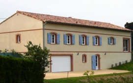 Exemple de maison Toulousaine - encadrements et corniches décoratives